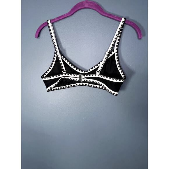 Contrasting Black and White Bikini Top Size Small Boho Minimalistic Embroidery - Picture 2 of 8